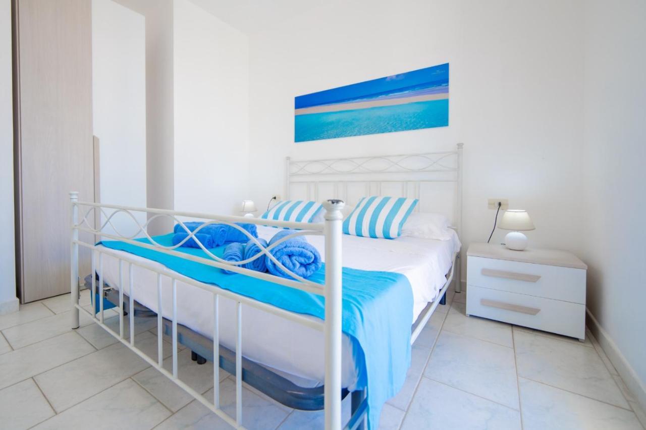 Spiaggia Bianca Apartments Торре-Вадо Екстер'єр фото