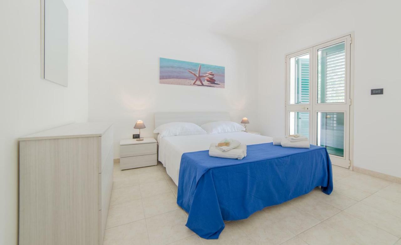Spiaggia Bianca Apartments Торре-Вадо Екстер'єр фото